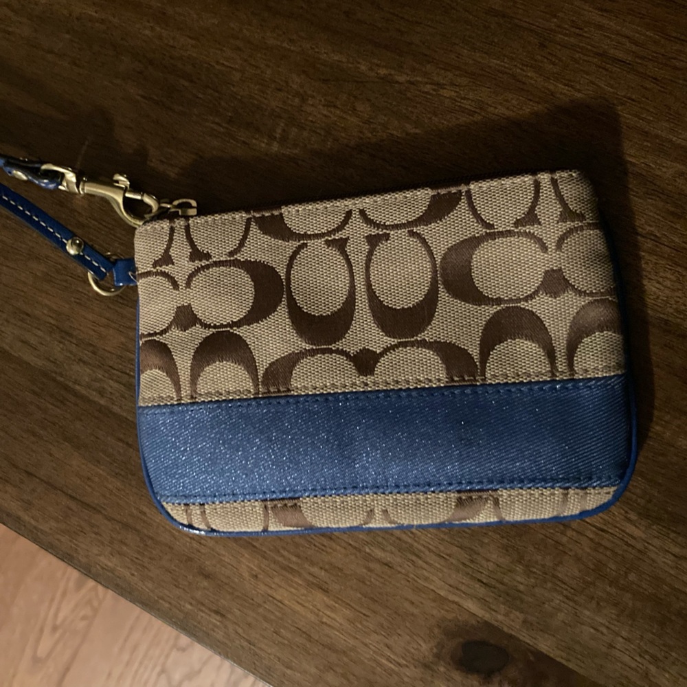 Coach Wristlet NWOT